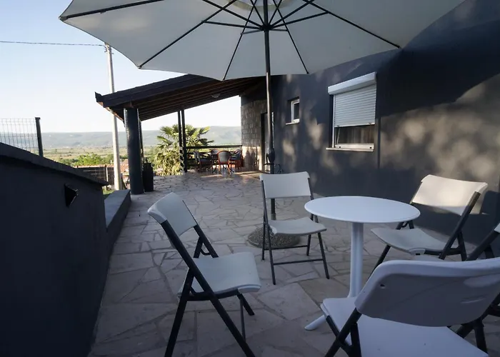 Vila Apa